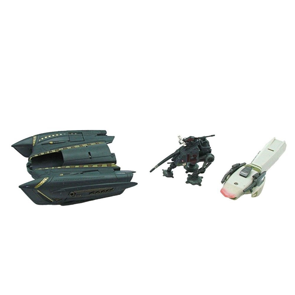 Lot of 3 Star Wars Vehicles Toy Figures Clone General Fighter AT-AP Walker Misc